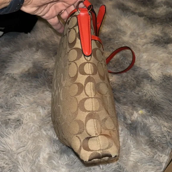 EUC Coach Signature Canvas File Crossbody Bag Khaki/Classic Red F36378 - Picture 7 of 12